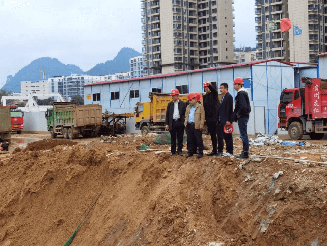 铜仁城投集团领导于大鹏赴熊家屯棚户区改造项目（黄家院子点）调研指导工作