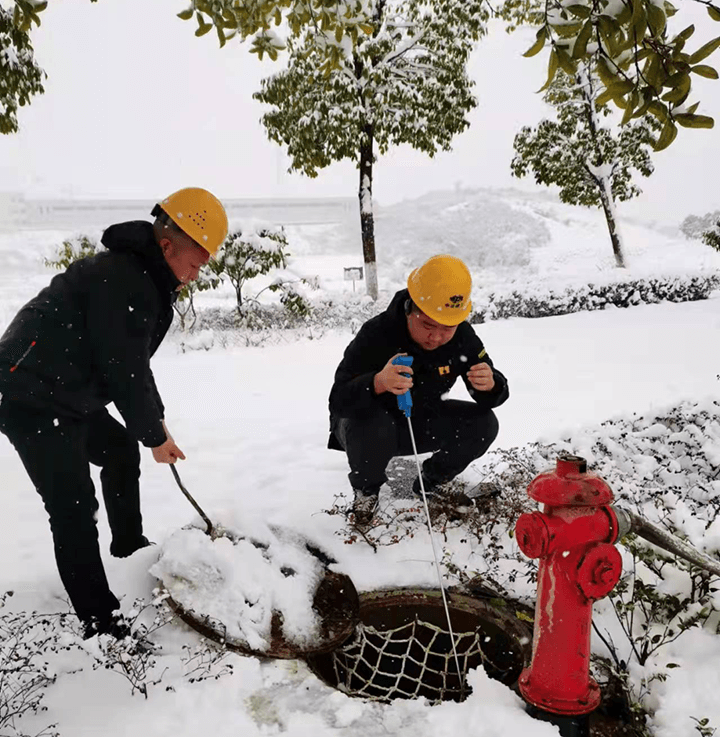 风雪无阻保供水——铜仁市城交集团铜兴供水公司开展高区管网巡检工作